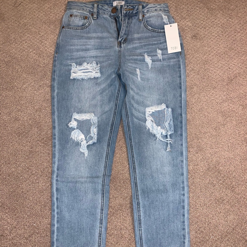 NWT Tobi Light Wash Ripped Jeans